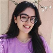 Studentessa universitaria offre lezioni di inglese per bambini e adulti